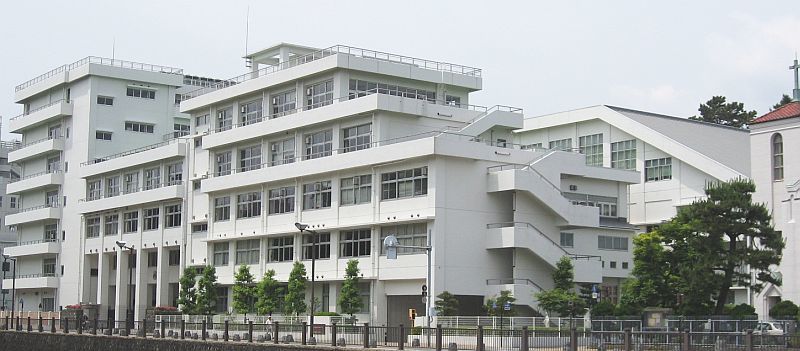 静岡雙葉中学 静岡市葵区 偏差値 学校教育情報 みんなの中学校情報