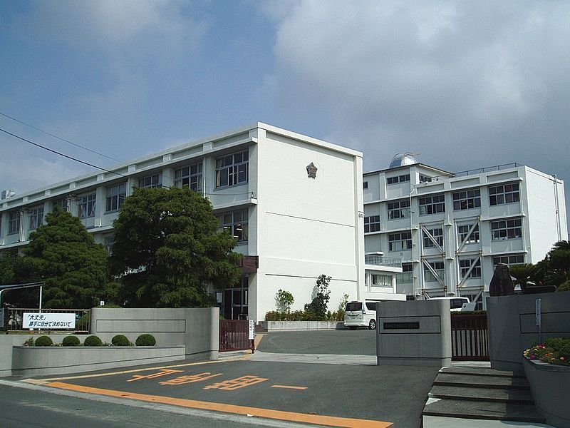 磐田南高等学校出身の有名人 みんなの高校情報