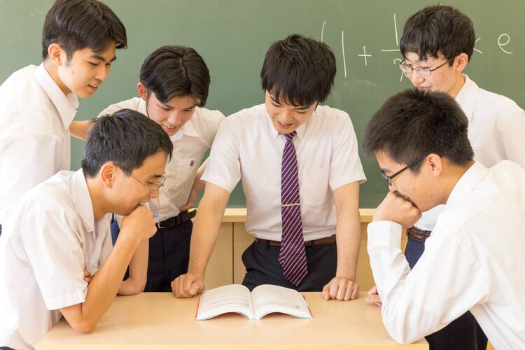 巣鴨高校（東京都）の情報（偏差値・口コミなど） | みんなの高校情報