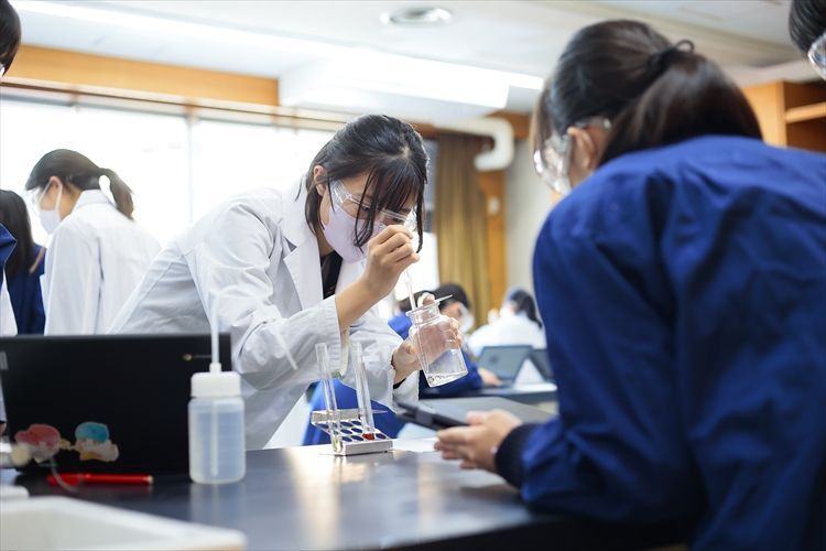 東洋英和女学院高等部（東京都）の情報（偏差値・口コミなど） | みんなの高校情報