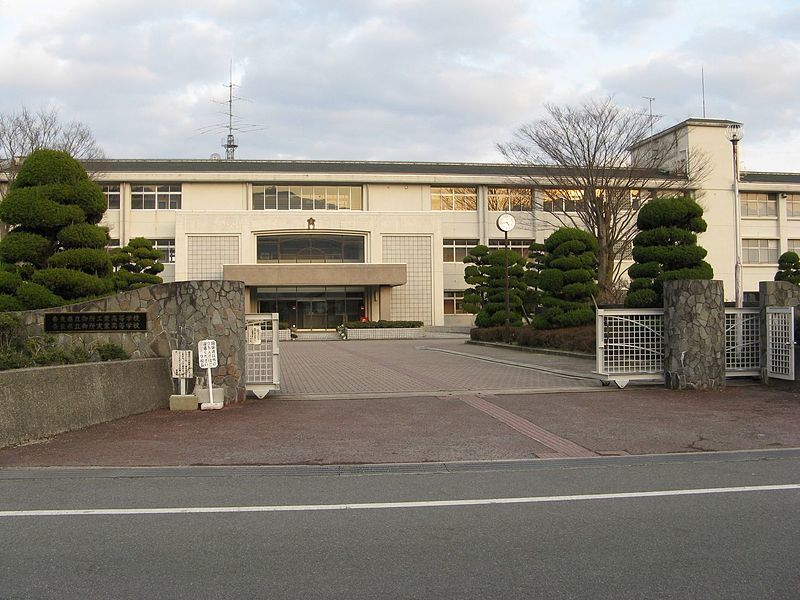 御所実業高校（奈良県）の情報（偏差値・口コミなど） | みんなの高校情報