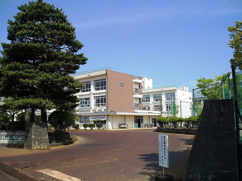 長岡大手高校 新潟県 の偏差値 21年度最新版 みんなの高校情報