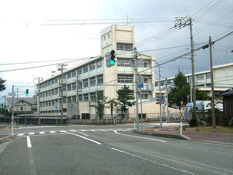 浜坂高校（兵庫県）の情報（偏差値・口コミなど） | みんなの高校情報